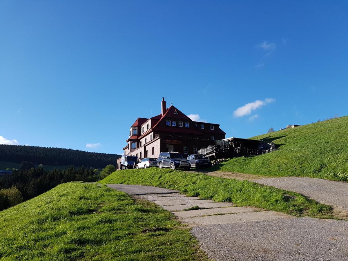 Capkova Chata Hotel Pec pod Sněžkou Kültér fotó