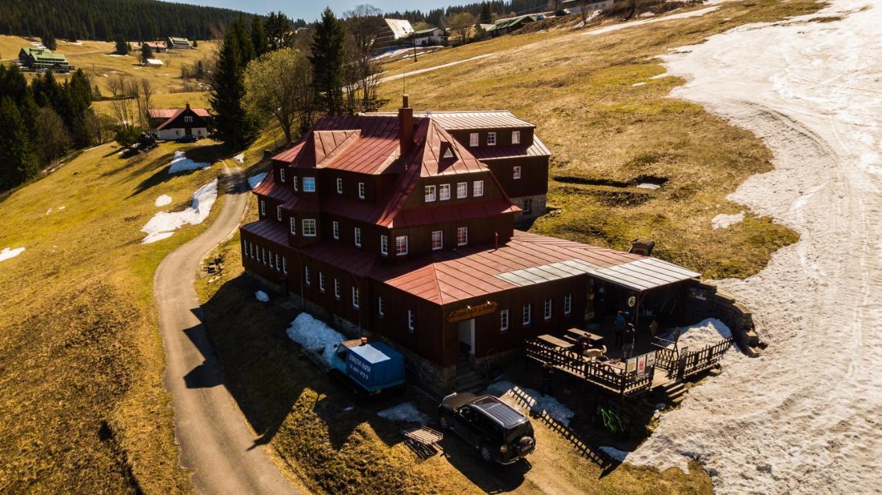 Capkova Chata Hotel Pec pod Sněžkou Kültér fotó